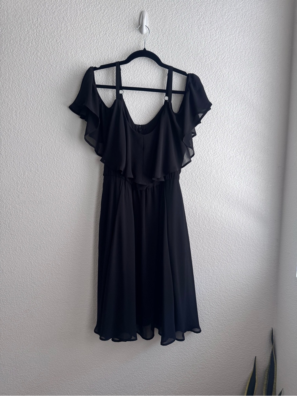 TORRID Black Cold-Shoulder Ruffle Dress | 14 - Picture 10 of 12
